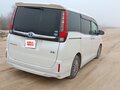 2015 Toyota Esquire I, белый, 1850000 рублей - вид 4