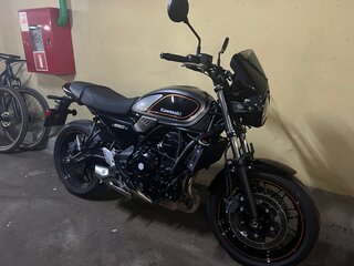 2022 Kawasaki Z 650RS, серый, 750000 рублей, вид 2