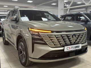 2025 Changan CS75 Plus IV, бежевый, 4339900 рублей, вид 3