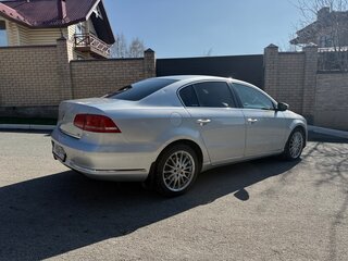2011 Volkswagen Passat B7, серебристый, 900000 рублей, вид 5