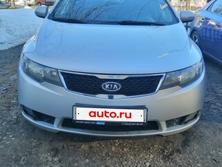 2012 Kia Cerato 6-speed II, серебристый, 745000 рублей, вид 2