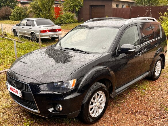 2010 Mitsubishi Outlander II Рестайлинг, чёрный, 890000 рублей - вид 1