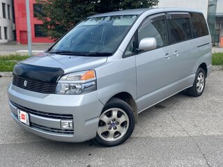 2004 Toyota Voxy I (R60), серый, 1050000 рублей, вид 1