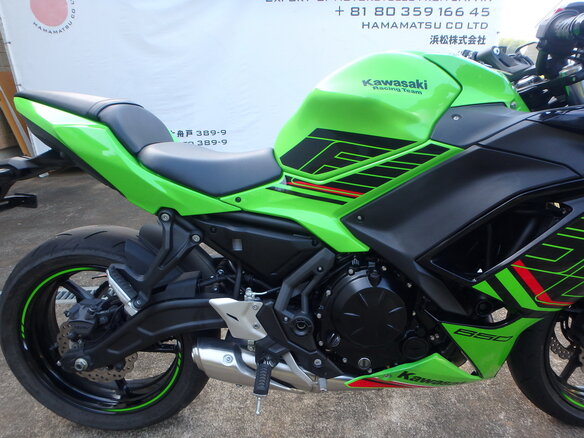 2024 Kawasaki Ninja 650, зелёный, 880000 рублей - вид 14