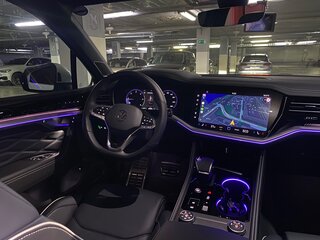 2025 Volkswagen Touareg III Рестайлинг, белый, 10850000 рублей, вид 5