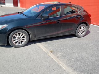 2016 Mazda 3 III (BM) Рестайлинг, чёрный, 1530000 рублей, вид 4