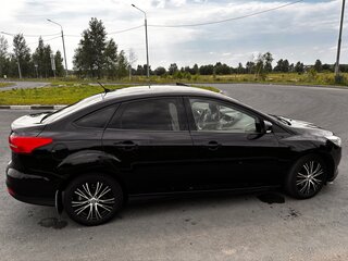 2016 Ford Focus III Рестайлинг, чёрный, 1020000 рублей, вид 3