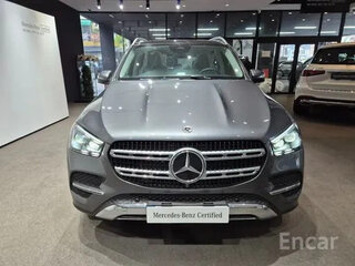2025 Mercedes-Benz GLE 300 d II (V167), серебристый, 8790000 рублей, вид 2