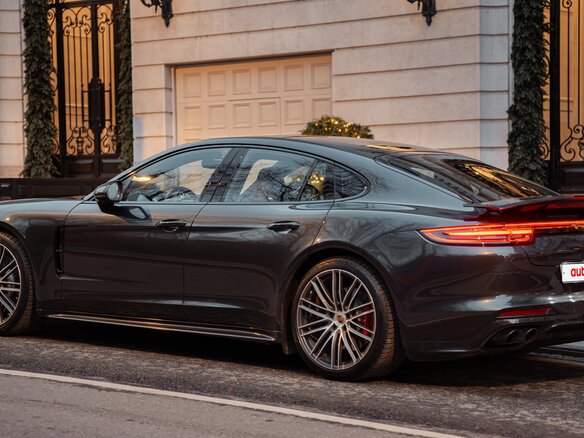 2019 Porsche Panamera GTS II, серый, 10290000 рублей - вид 35