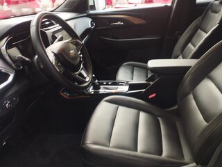 2021 Chevrolet TrailBlazer III, серый, 1650000 рублей, вид 5