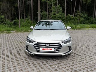 2016 Hyundai Elantra VI (AD), серебристый, 1170000 рублей, вид 2