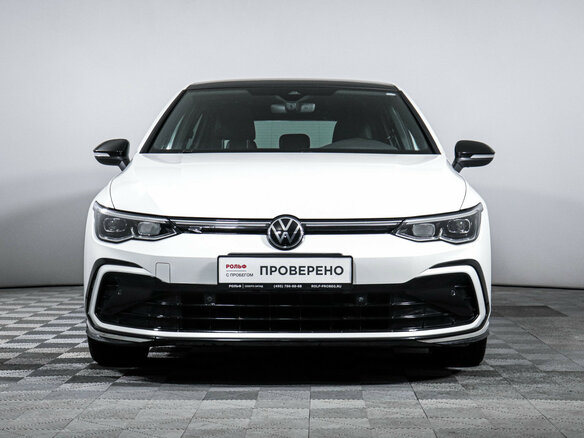 2021 Volkswagen Golf VIII, белый - вид 1