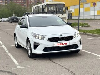 2021 Kia Ceed III, белый, 1700000 рублей, вид 2