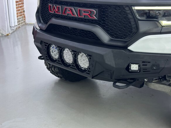 2023 Ram 1500 Crew Cab TRX V, белый - вид 16