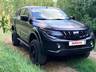 2017 Mitsubishi L200 V, чёрный, 3000000 рублей, вид 5