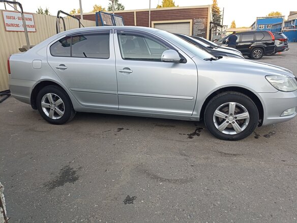 2012 Skoda Octavia II (A5) Рестайлинг, серебристый - вид 10