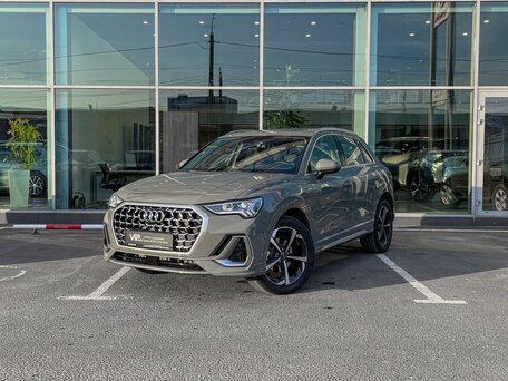 Audi Q3 II (F3)
