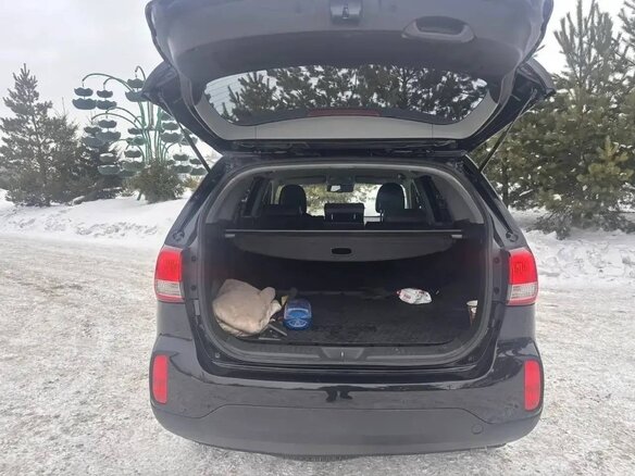 2017 Kia Sorento II Рестайлинг, чёрный, 2200000 рублей - вид 10