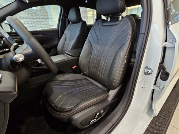2026 Geely Preface I, белый - вид 22