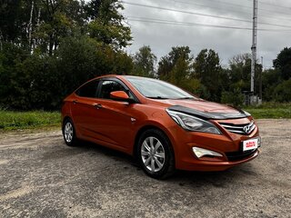 2015 Hyundai Solaris I Рестайлинг, оранжевый, 750000 рублей, вид 2