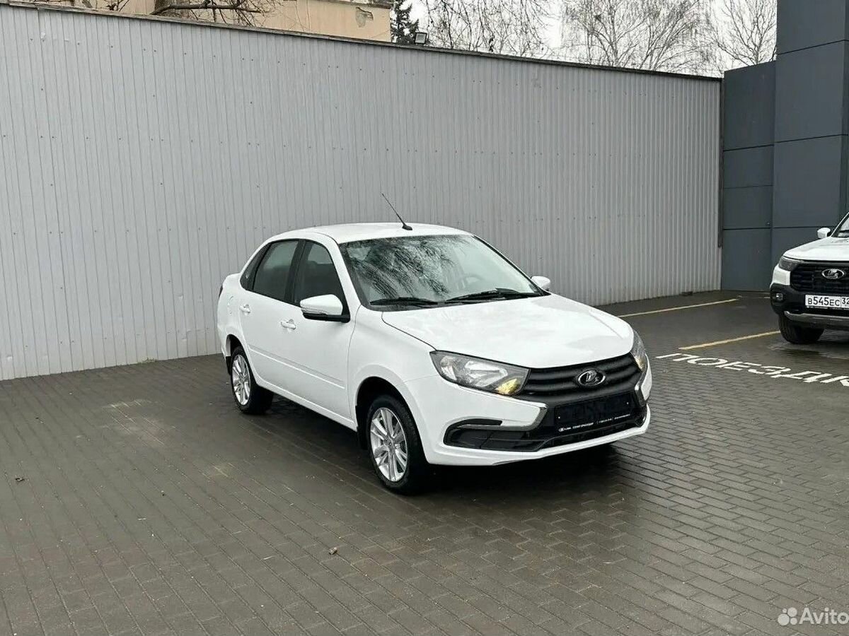 Открыть фотографии: Lada (ВАЗ) Granta I Рестайлинг