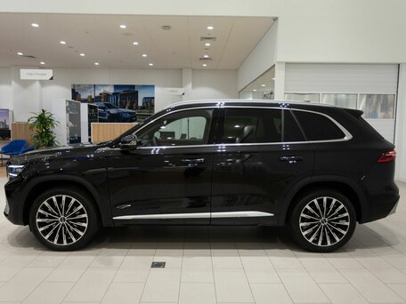 2026 Geely Monjaro I, чёрный, 4899988 рублей, вид 3