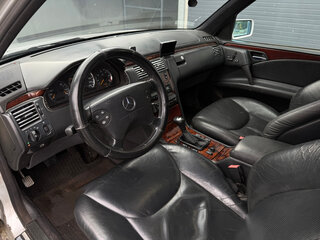 1996 Mercedes-Benz E-Класс 220 II (W210, S210), серебристый, 195000 рублей, вид 4