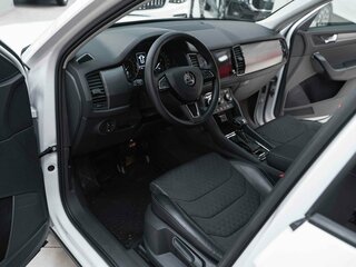 2017 Skoda Kodiaq I, белый, 2090000 рублей, вид 5