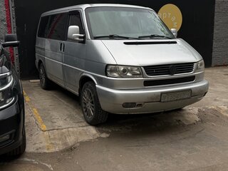 2001 Volkswagen Multivan T4, серебристый, 700000 рублей, вид 3
