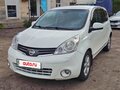 2013 Nissan Note I Рестайлинг, белый, 850000 рублей