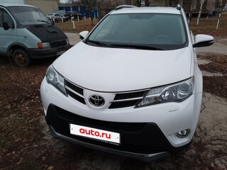 2013 Toyota RAV4 IV (XA40), белый, 1750000 рублей, вид 4