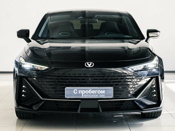 2024 Changan UNI-V I, чёрный, 2319000 рублей