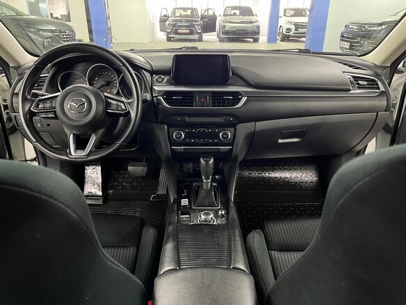 2017 Mazda 6 III (GJ) Рестайлинг, белый, 2049000 рублей - вид 15