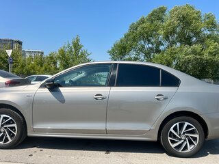 2018 Volkswagen Jetta VI Рестайлинг, бежевый, 1100000 рублей, вид 4