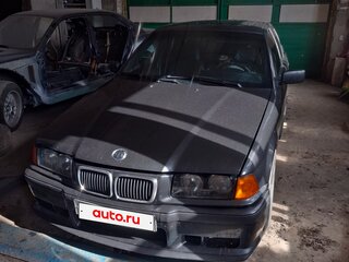 1992 BMW 3 серии 318i III (E36), серый, 380000 рублей, вид 3