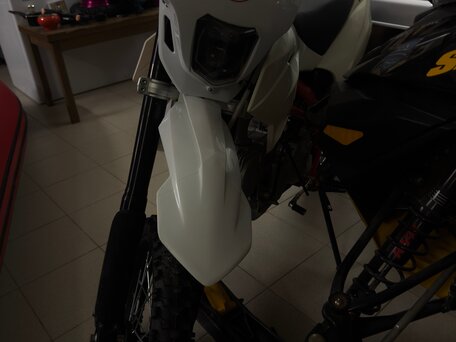 2024 Kayo Basic TT125, белый, 70000 рублей, вид 4