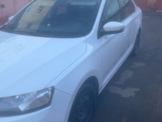 2018 Skoda Rapid I Рестайлинг, белый, 860000 рублей, вид 2