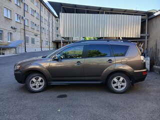 2012 Mitsubishi Outlander II Рестайлинг, коричневый, 999000 рублей, вид 5