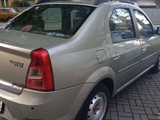 2011 Renault Logan I Рестайлинг, бежевый, 330000 рублей, вид 2