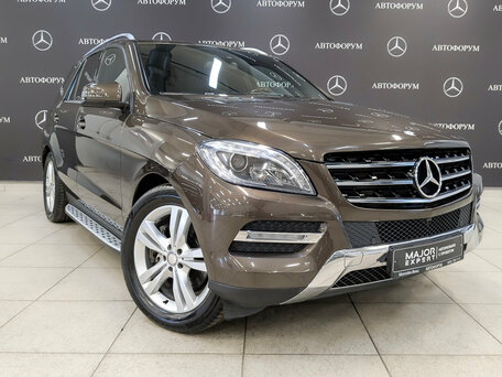 2014 Mercedes-Benz M-Класс 400 III (W166), коричневый, 3215000 рублей, вид 3