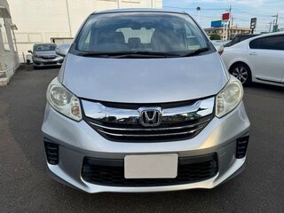 2016 Honda Freed I Рестайлинг 2, серебристый, 921000 рублей, вид 2