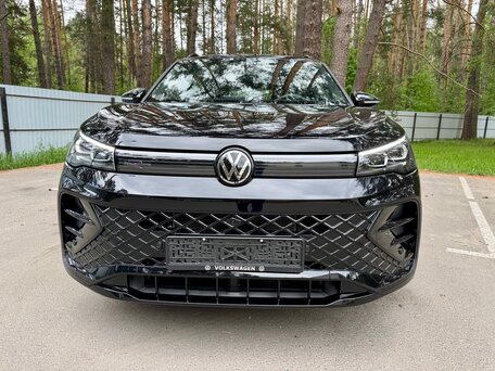 2026 Volkswagen Tiguan L Pro III (China Market), чёрный, 4750000 рублей, вид 1