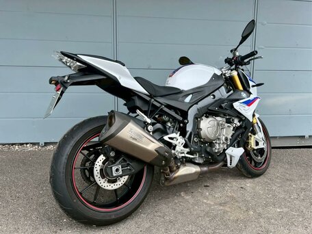 2018 BMW S 1000 R, белый, 1285000 рублей, вид 4