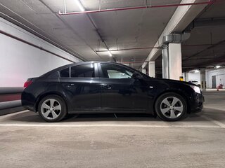 2012 Chevrolet Cruze I, чёрный, 915000 рублей, вид 3