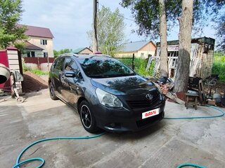 2012 Toyota Verso I, серый, 1050000 рублей, вид 3