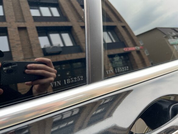 2014 BMW 7 серии Long 750Li xDrive V (F01/F02/F04) Рестайлинг, чёрный, 1650000 рублей - вид 30