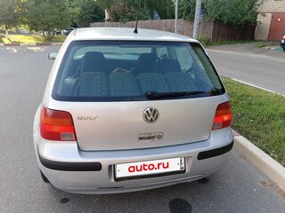1999 Volkswagen Golf IV, серебристый, 260000 рублей, вид 3