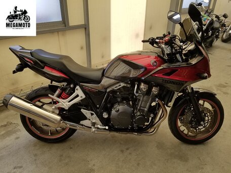 2015 Honda CB 1300, красный, 766700 рублей, вид 1
