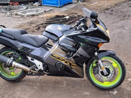 1996 Honda CBR 1000F, чёрный, 330000 рублей, вид 3