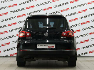 2010 Volkswagen Tiguan I, чёрный, 1015170 рублей, вид 4